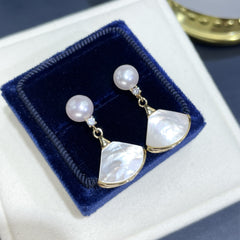 New Natural Freshwater White Pearl Earrings for Women, Mother-of-Pearl Small Skirt, Vintage High-End Light Luxury925Silver Ear Needle