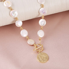 Niche Design Natural Freshwater Baroque Pearl Short Necklace for Women, Light Luxury Queen Portrait Gold Coin Collarbone Chain