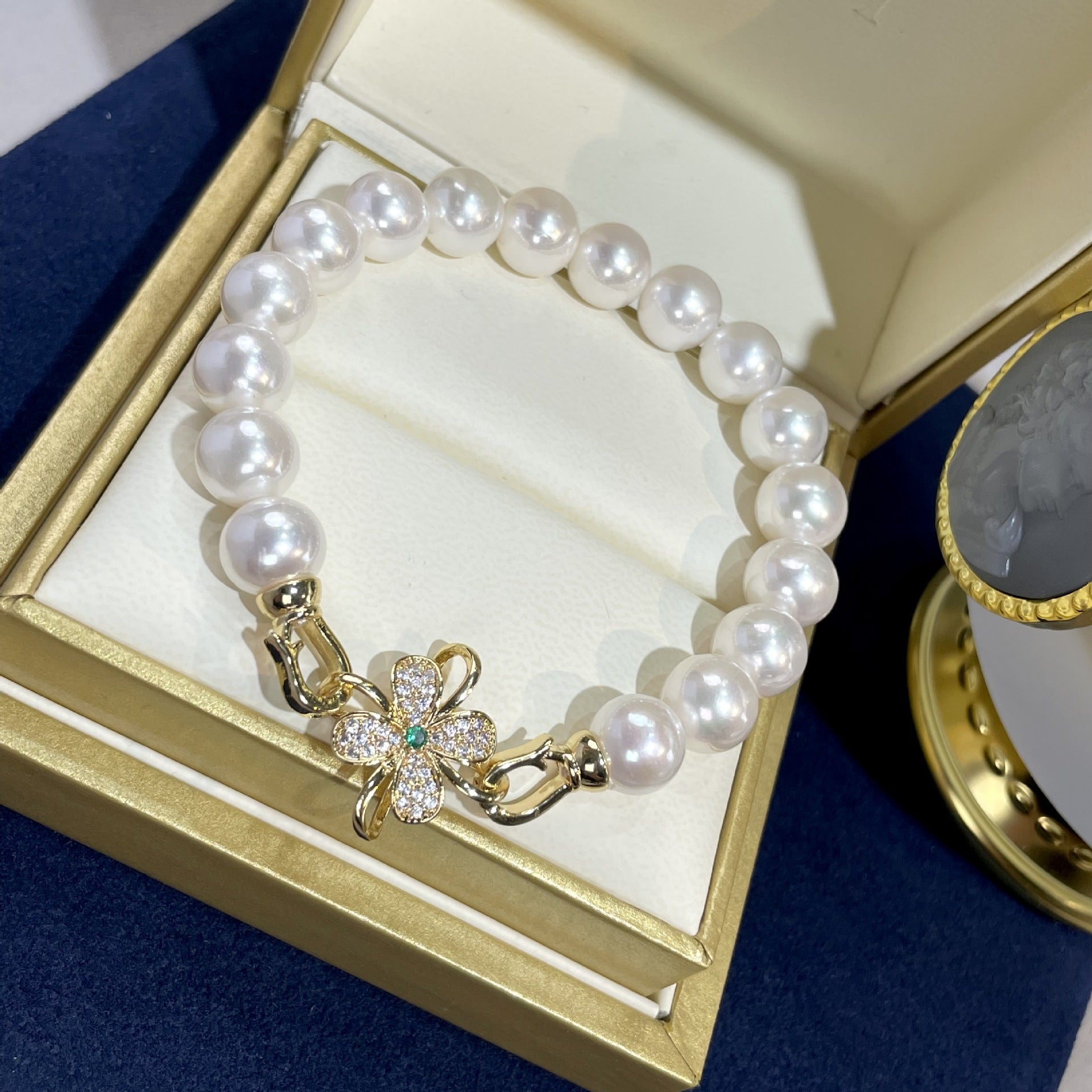 Freshwater Pearl Bracelet Bright White Strong Light Enhancing Comparable to Australian White Ceiling Bead Bracelet for Women Mom Gift