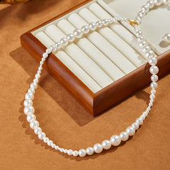 European and American Retro Jewelry Necklace Vintage High-End Niche Light Luxury Elegant Accessories Personality Collarbone Chain In Stock